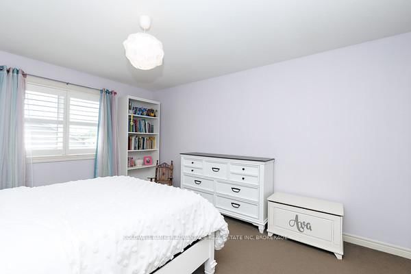 166 S Wallace Avenue • Welland, ON photo 23