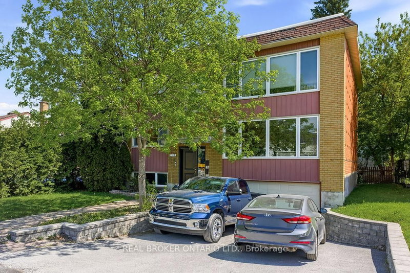 #1 - 2187 Plesser Street