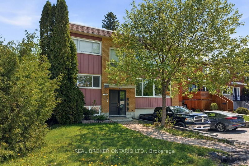 #1 - 2187 Plesser Street