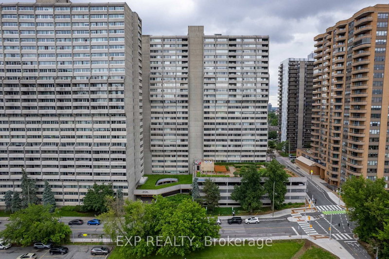 home for lease on 1008-530 Laurier Avenue W