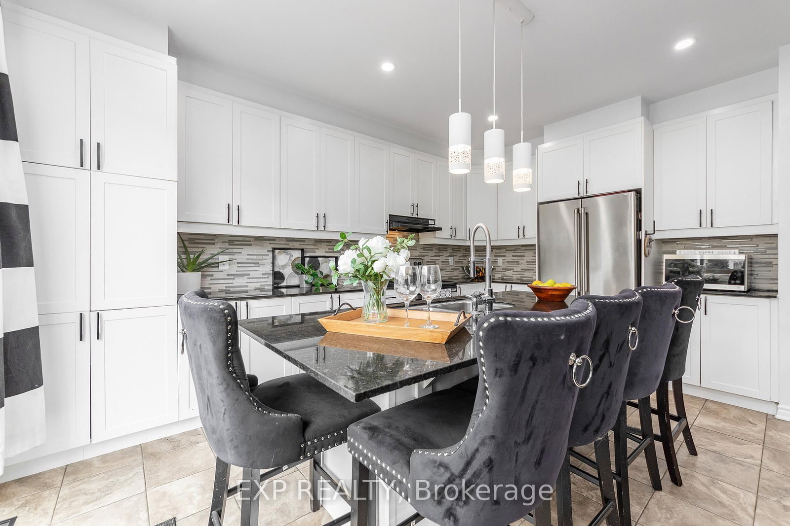 155 Lily Pond Street • Ottawa, ON photo 10