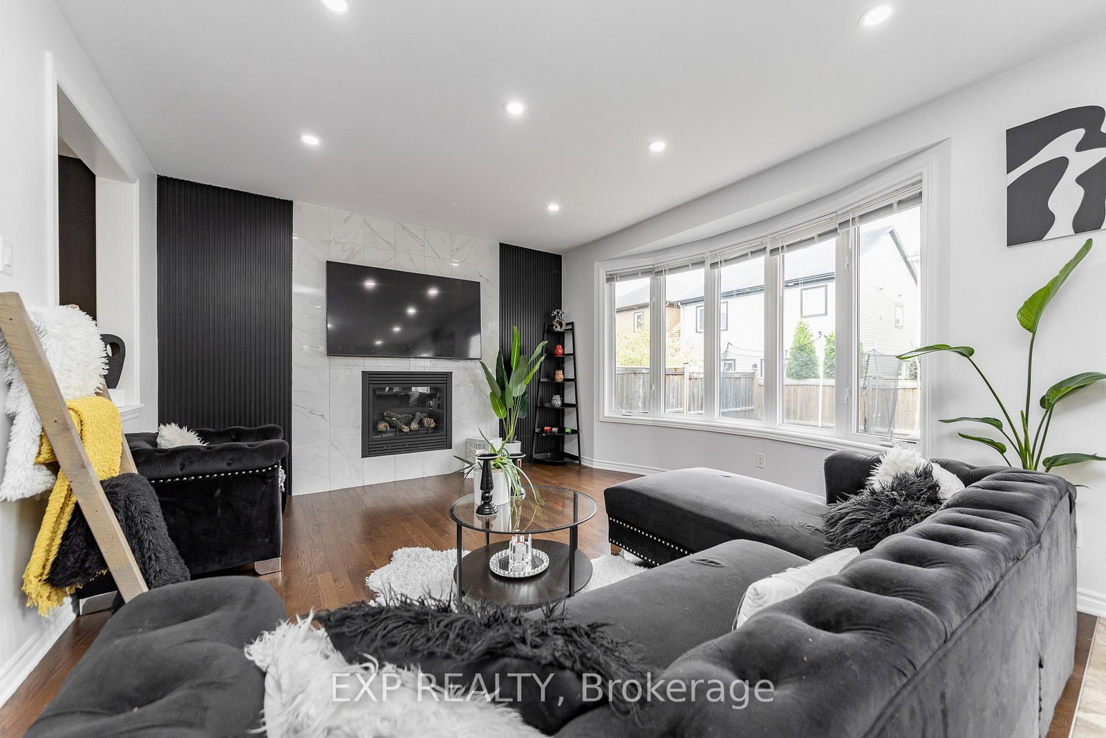 155 Lily Pond Street • Ottawa, ON photo 13