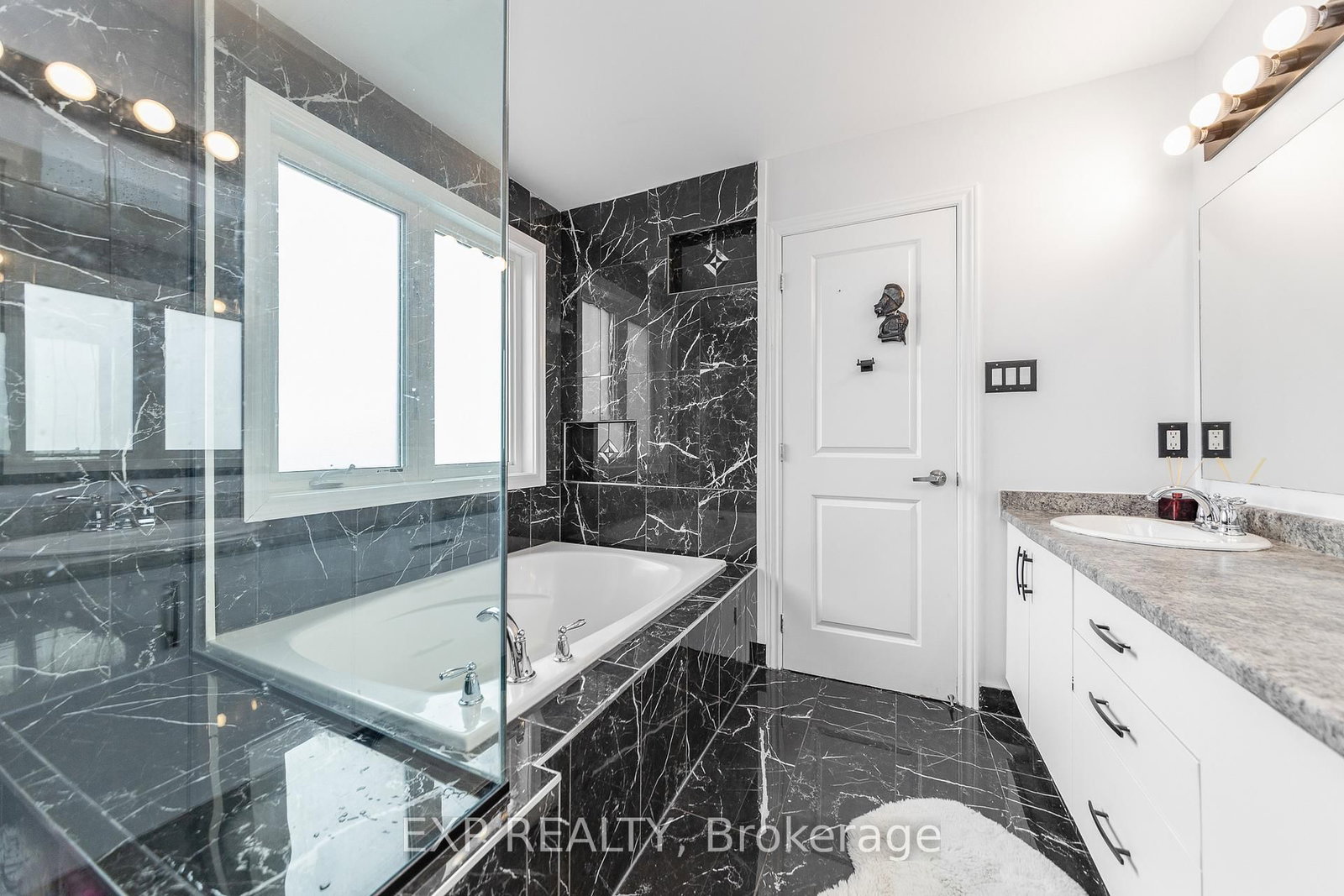 155 Lily Pond Street • Ottawa, ON photo 25