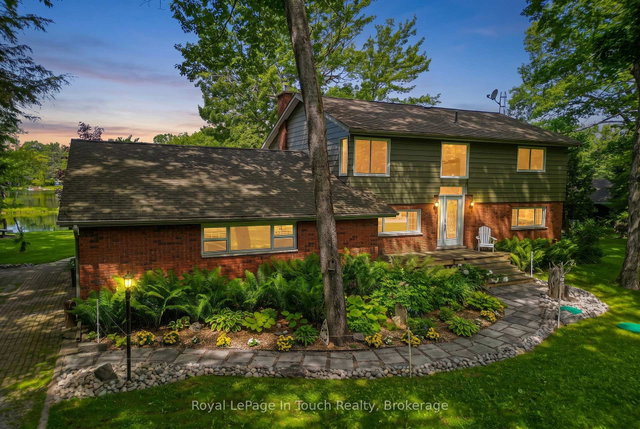 1464 Golden Beach Road