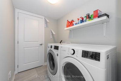 517 Galmoy Way • Ottawa, ON photo 6