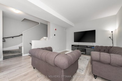 517 Galmoy Way • Ottawa, ON photo 9