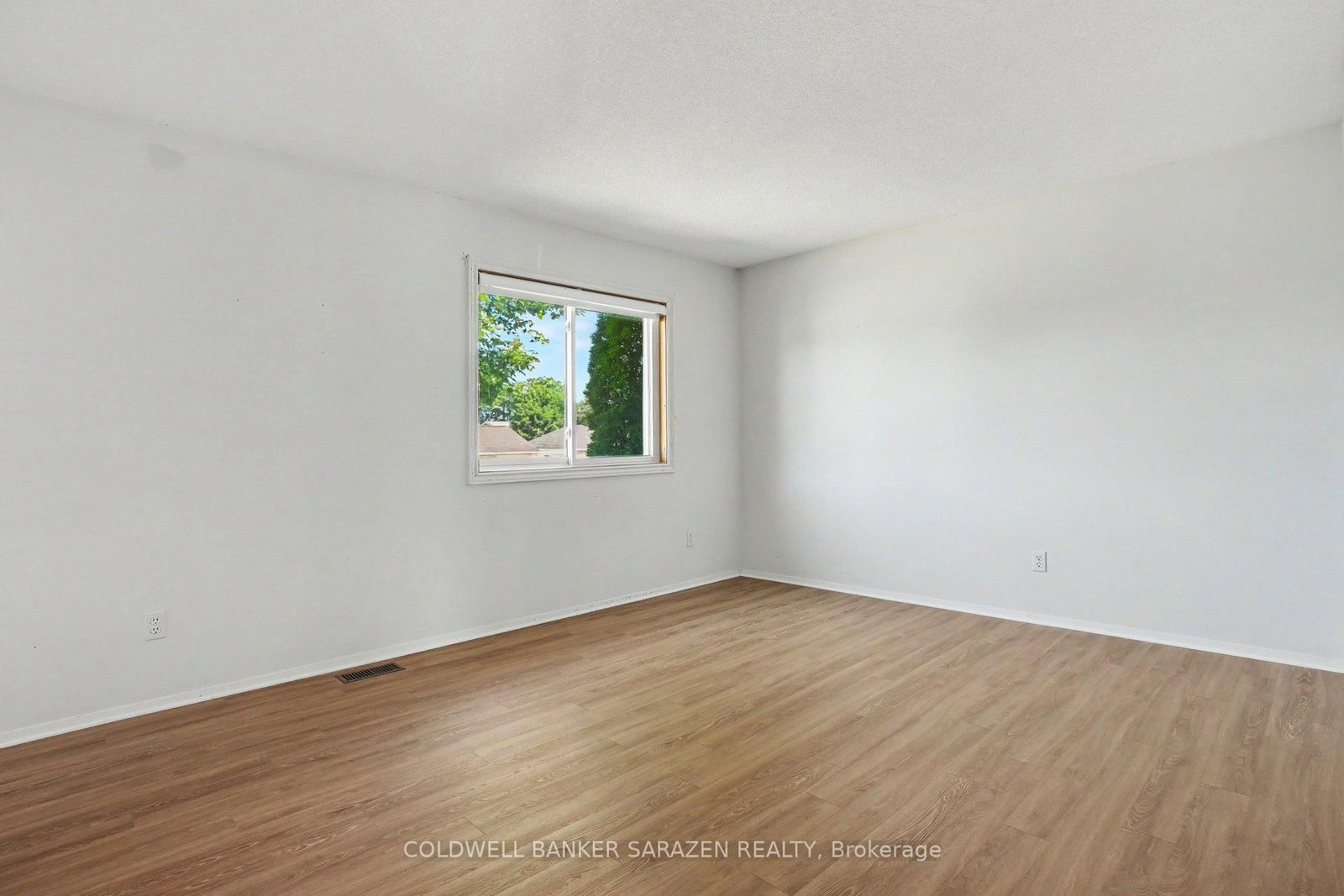 17 Smolkin Street • Arnprior, ON photo 22