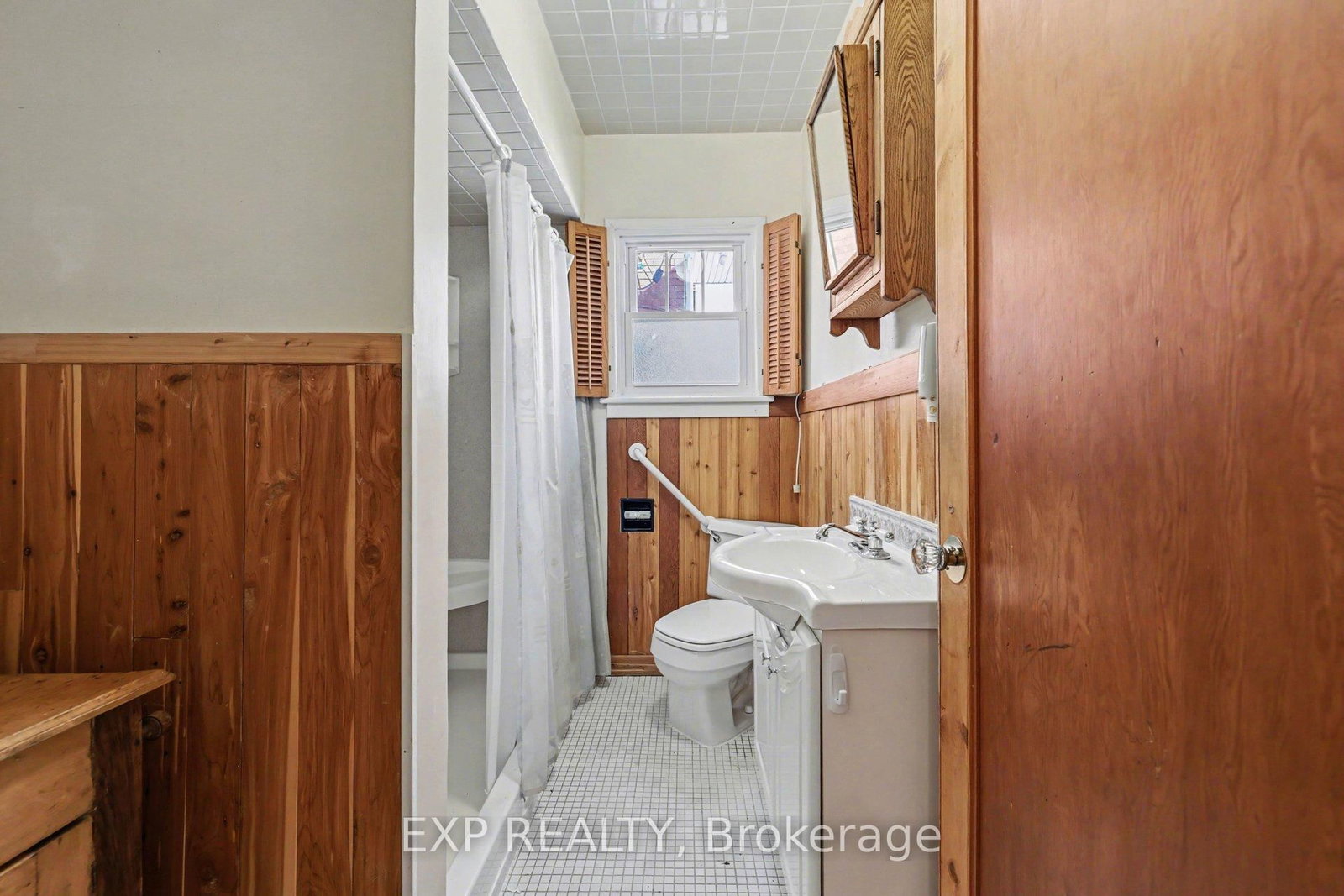 2511 Junction Avenue • Ottawa, ON photo 17