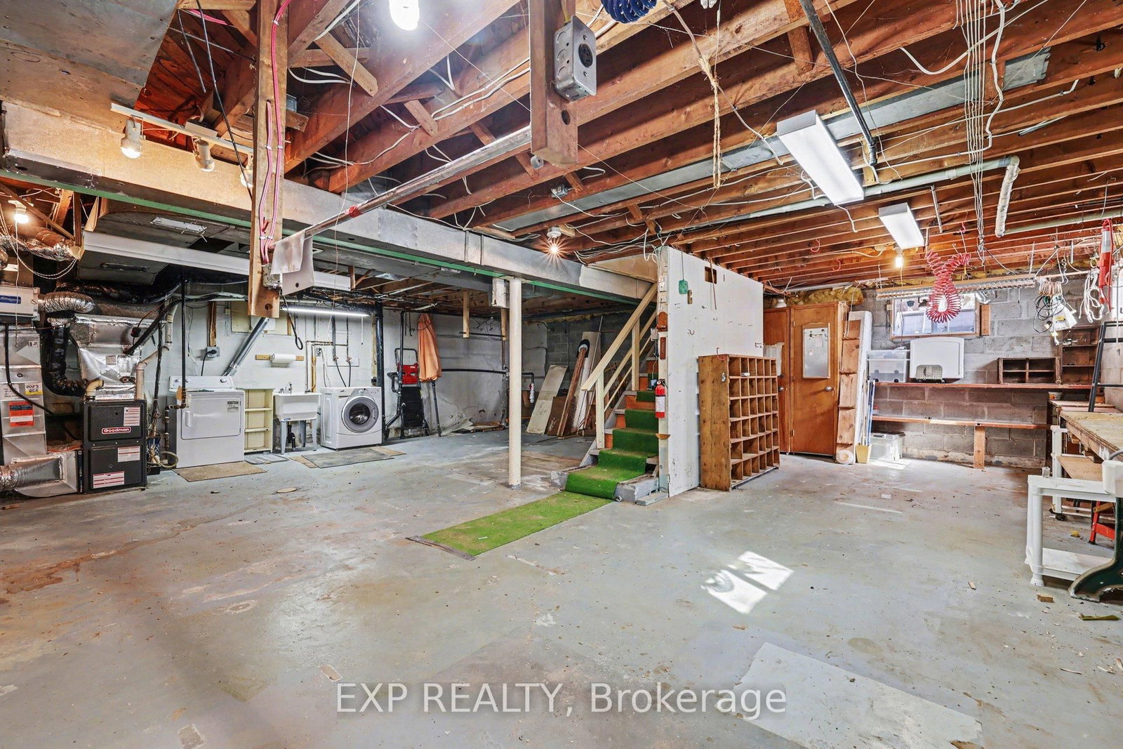 2511 Junction Avenue • Ottawa, ON photo 20