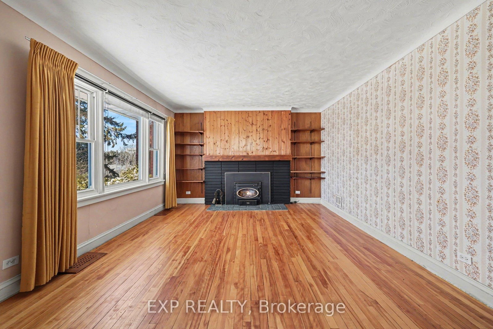 2511 Junction Avenue • Ottawa, ON photo 4