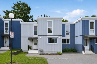 25 Britten Close
