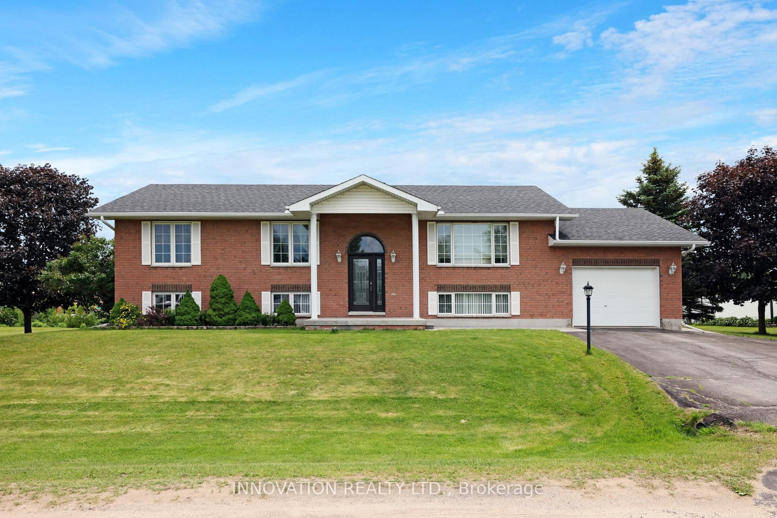 14 Riley Crescent • Braeside, ON photo 2
