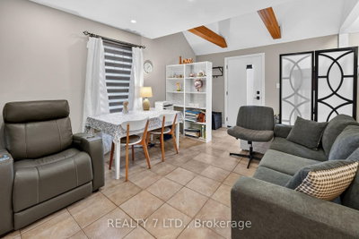 29 LLOYD Street — more photos