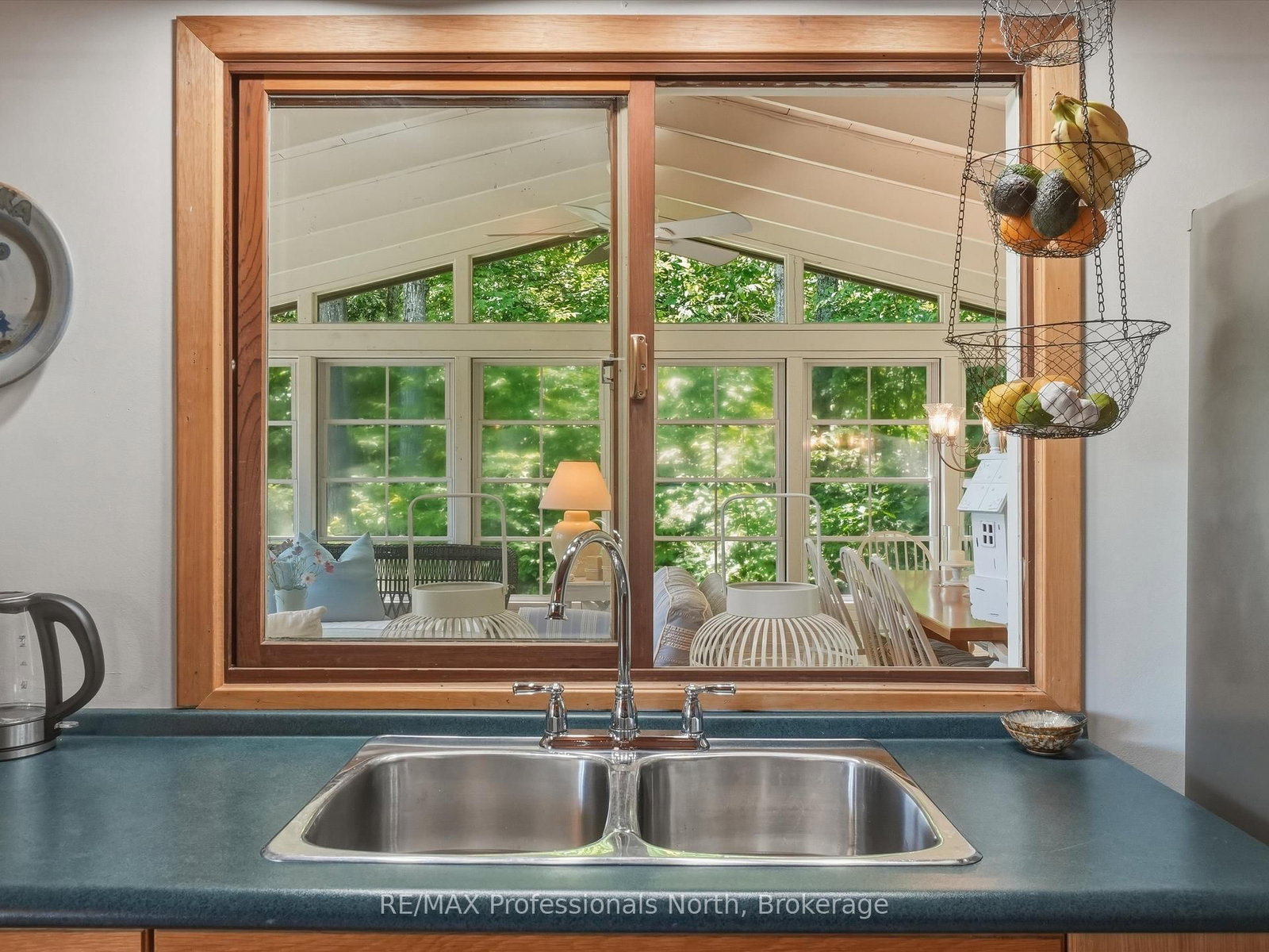 23 Taylor Island • Gravenhurst, ON photo 10