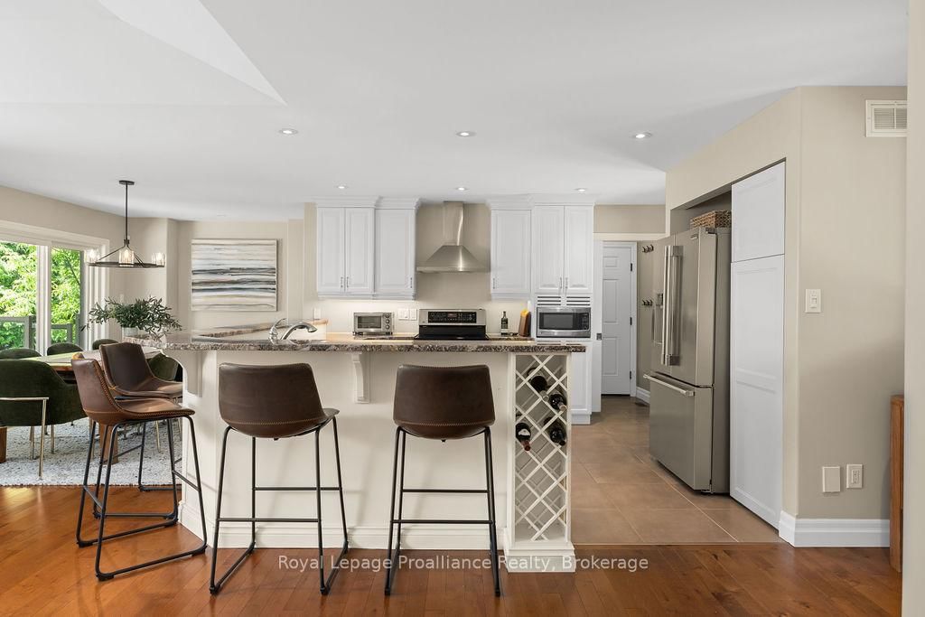 30 Hunt Lane • Quinte West, ON photo 12