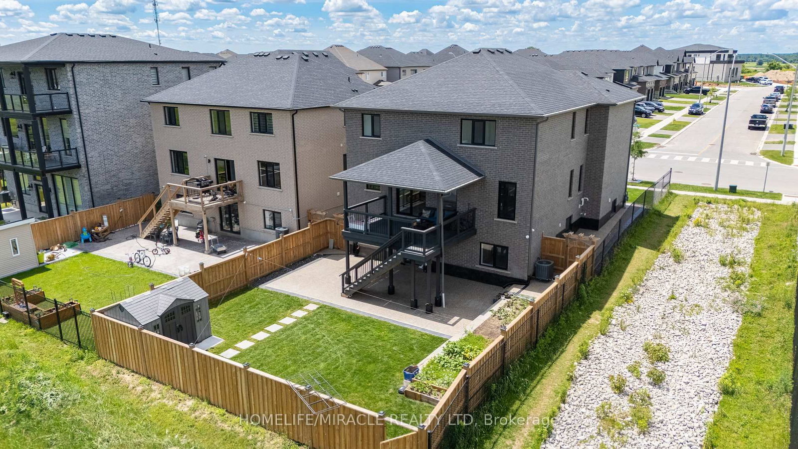42 Grandville Circle • Brant, ON photo 47