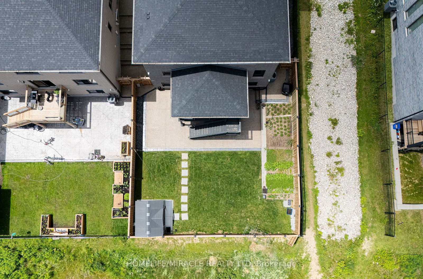 42 Grandville Circle • Brant, ON photo 48