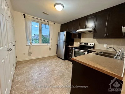 146 Urbancrest Private • Ottawa, ON photo 2
