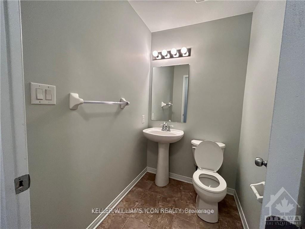 146 Urbancrest Private • Ottawa, ON photo 3