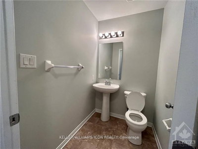 146 Urbancrest Private • Ottawa, ON photo 3