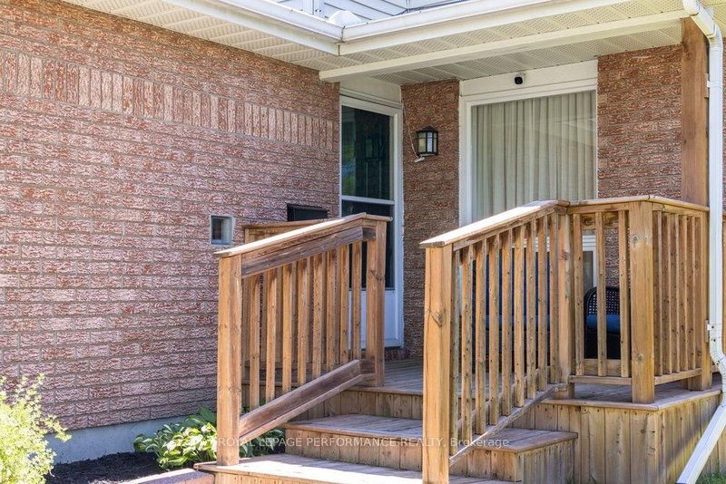 38 Burlington Crescent