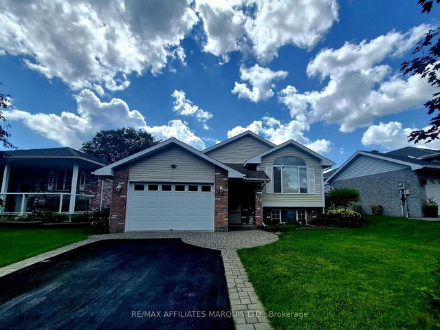 248 Northwoods Crescent