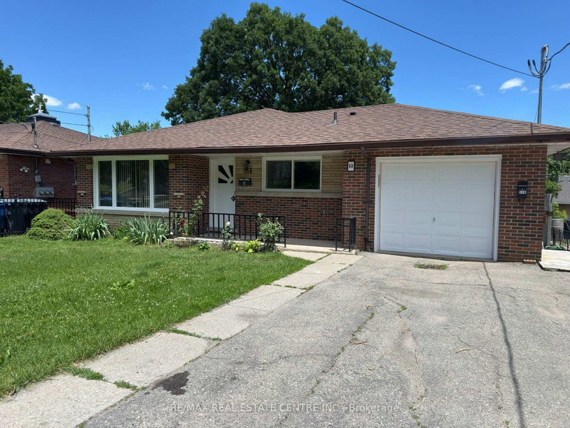 UPPER - 53 Guelph Street