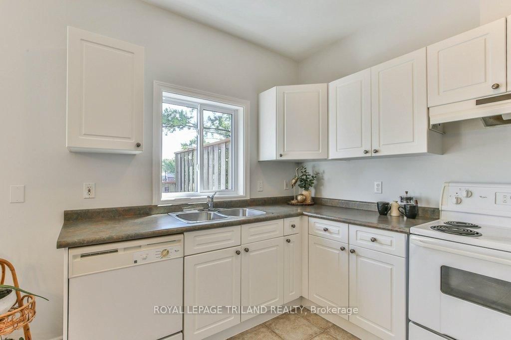 624 WILLIAM Street • #26 • London East, ON photo 10