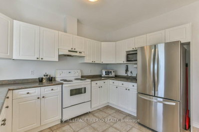 624 WILLIAM Street • #26 • London East, ON photo 9