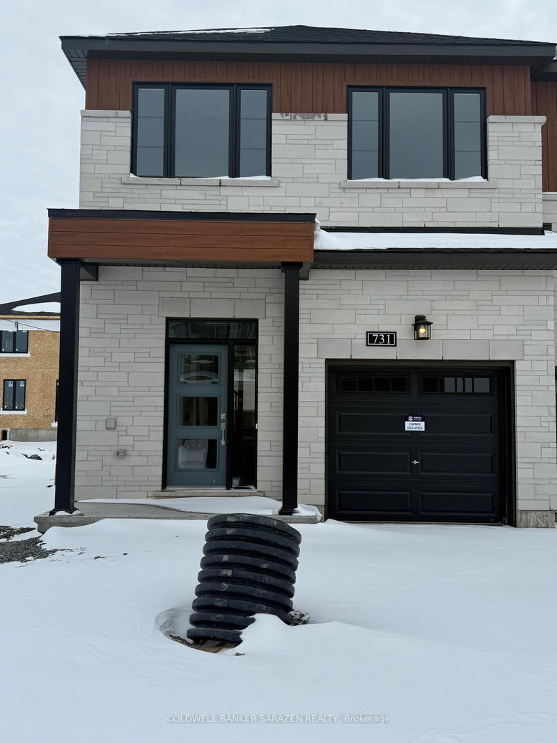 home for lease on 731 Fairline Row N