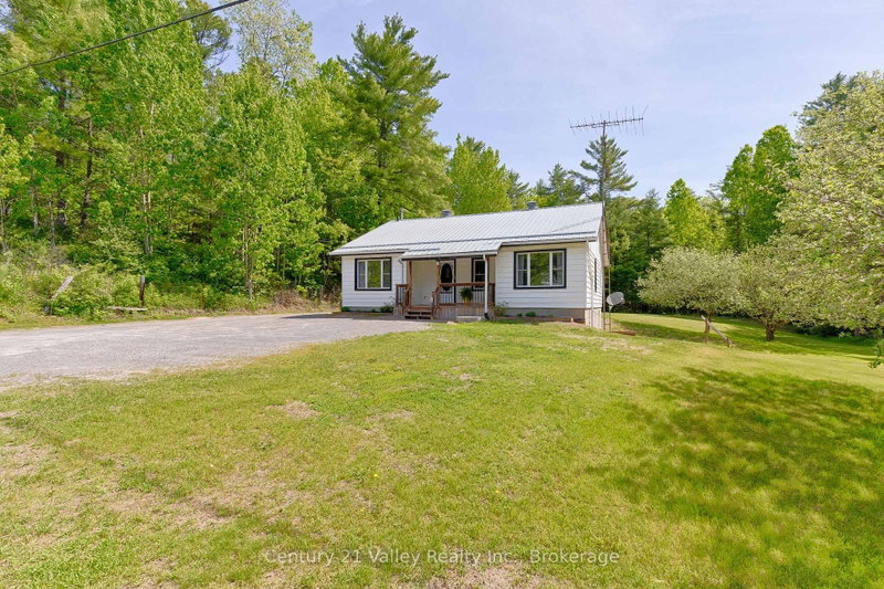 home for sale on 33898 41 Highway