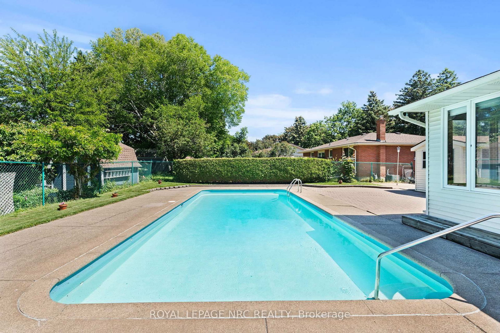 116 Windward Street • St. Catharines, ON photo 38