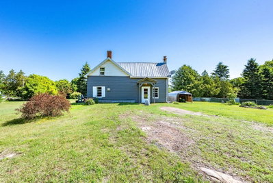828 Cemetery Road • Lanark, ON photo 3