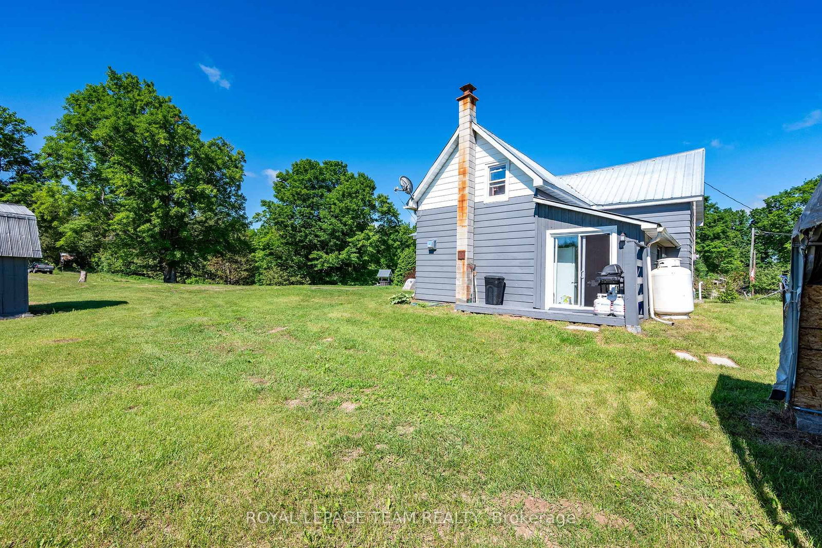 828 Cemetery Road • Lanark, ON photo 9