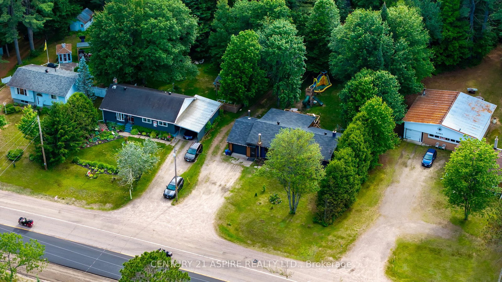 32057 Highway 17 Highway • Chalk River, ON photo 48