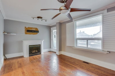 16 Lansdowne Avenue • London East, ON photo 4