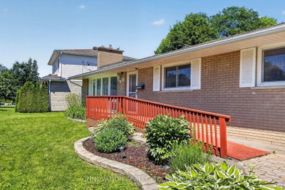 13 Dorland Crescent