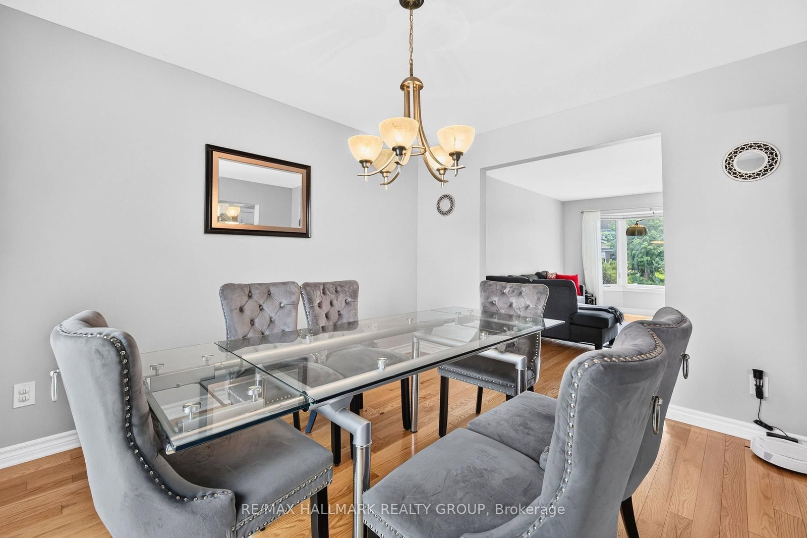 6417 St Louis Drive • Ottawa, ON photo 11