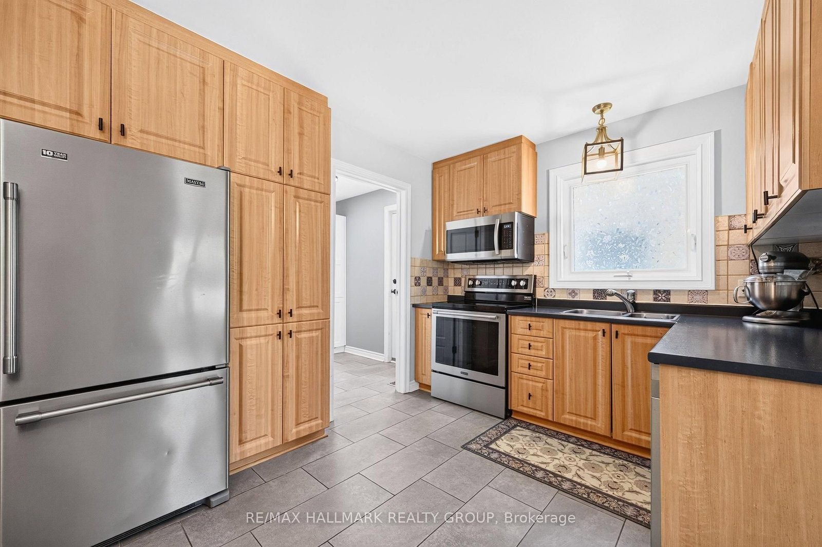 6417 St Louis Drive • Ottawa, ON photo 14
