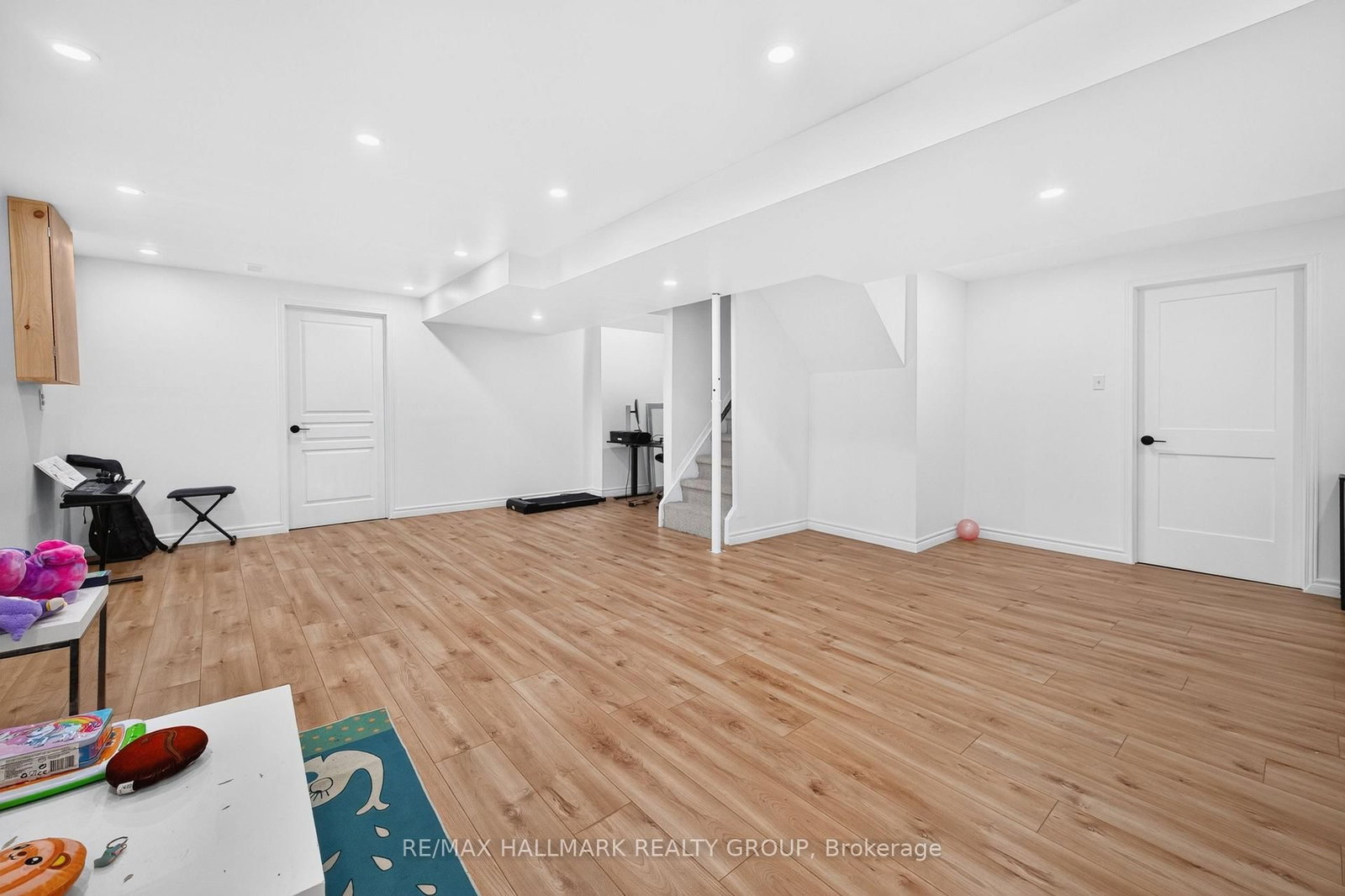 6417 St Louis Drive • Ottawa, ON photo 31