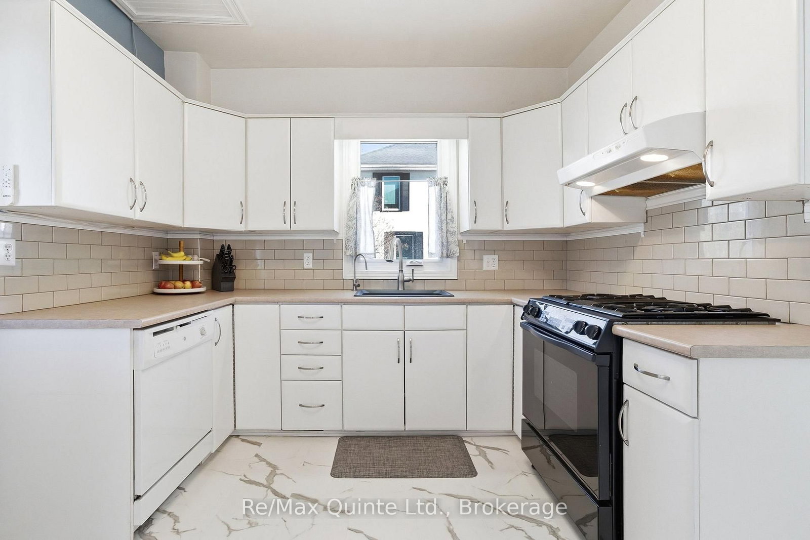 39 N Trent Street • Hastings, ON photo 12