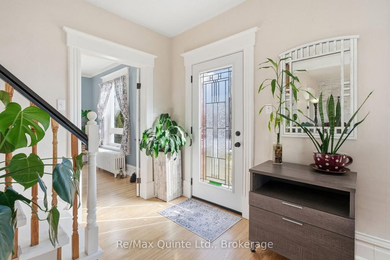 39 Trent Street N