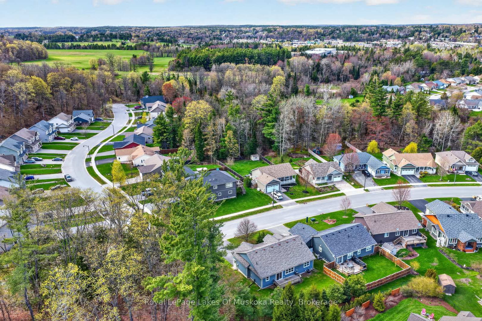 32 Gainsborough Road • Bracebridge, ON photo 11