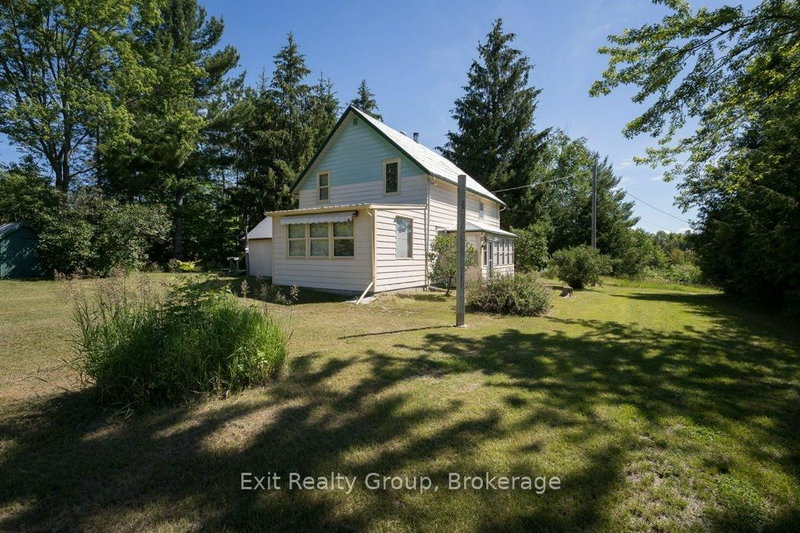 home for sale on 951 Hunt Club Road