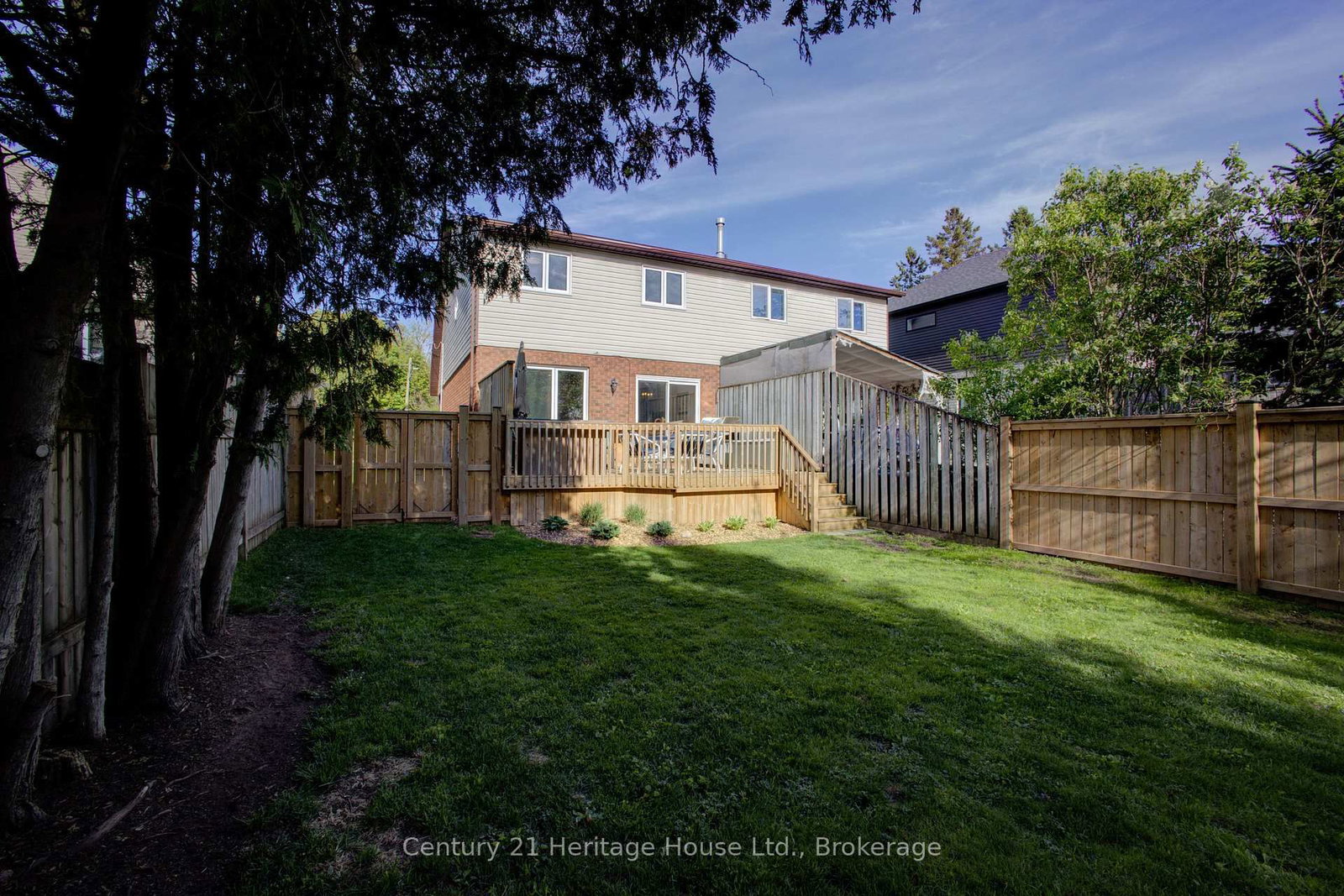 144 N Kincardine Street • West Grey, ON photo 30