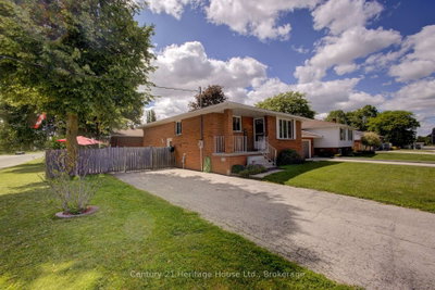 202 15th Avenue • Hanover, ON photo 3