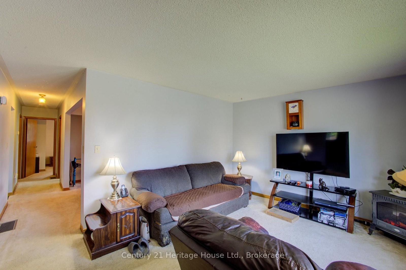 202 15th Avenue • Hanover, ON photo 6