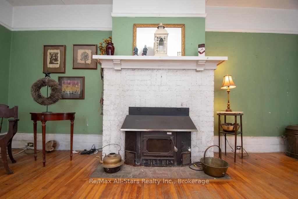 173 Lindsay Street S • Kawartha Lakes, ON photo 10