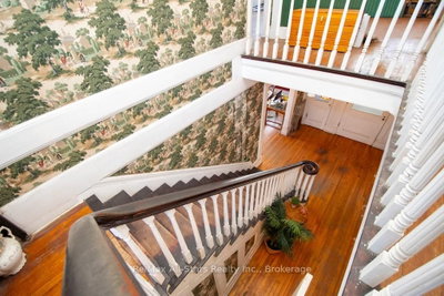 173 Lindsay Street S • Kawartha Lakes, ON photo 8
