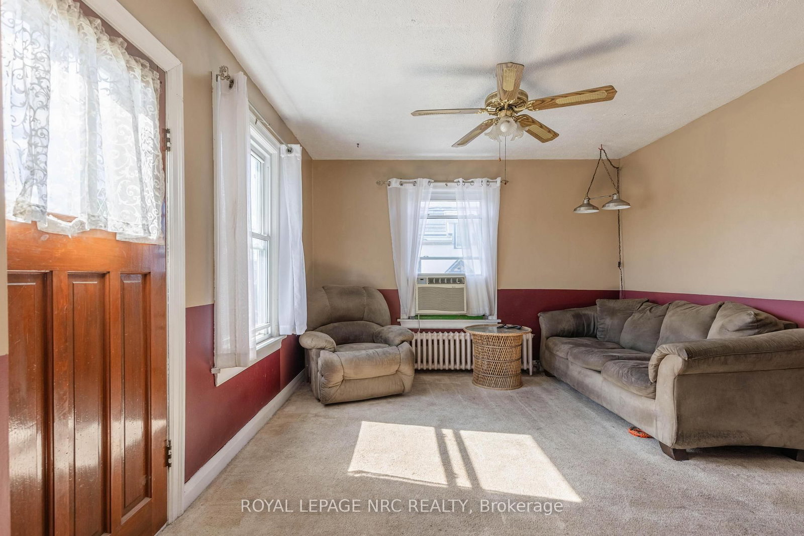 19 Cunningham Street • Thorold, ON photo 13